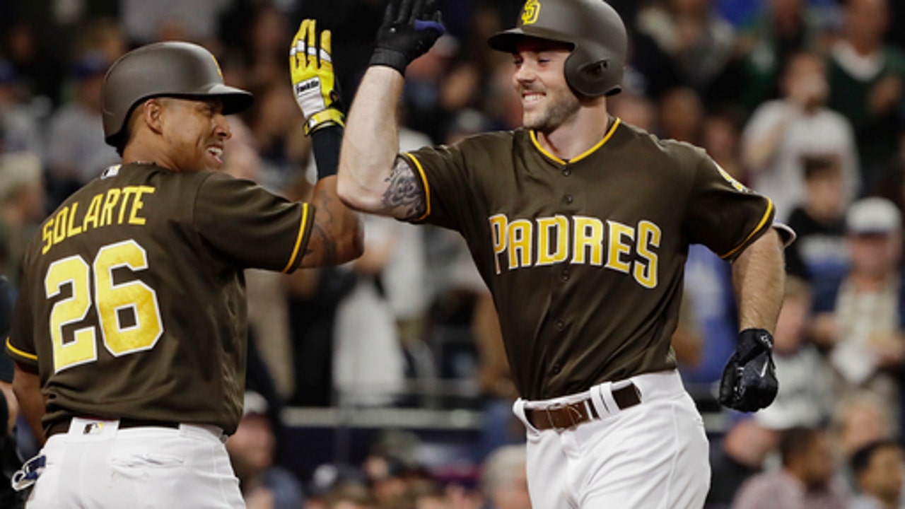 Szczur's pinch homer helps Padres to 6-3 win over Royals (Jun 09, 2017)